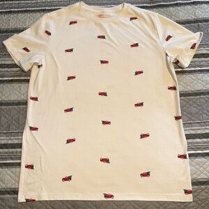 CAT & JACK KID BOY SHORT SLEEVE CHRISTMAS RED TRUCK WITH CHRISTMAS TREE SHIRT